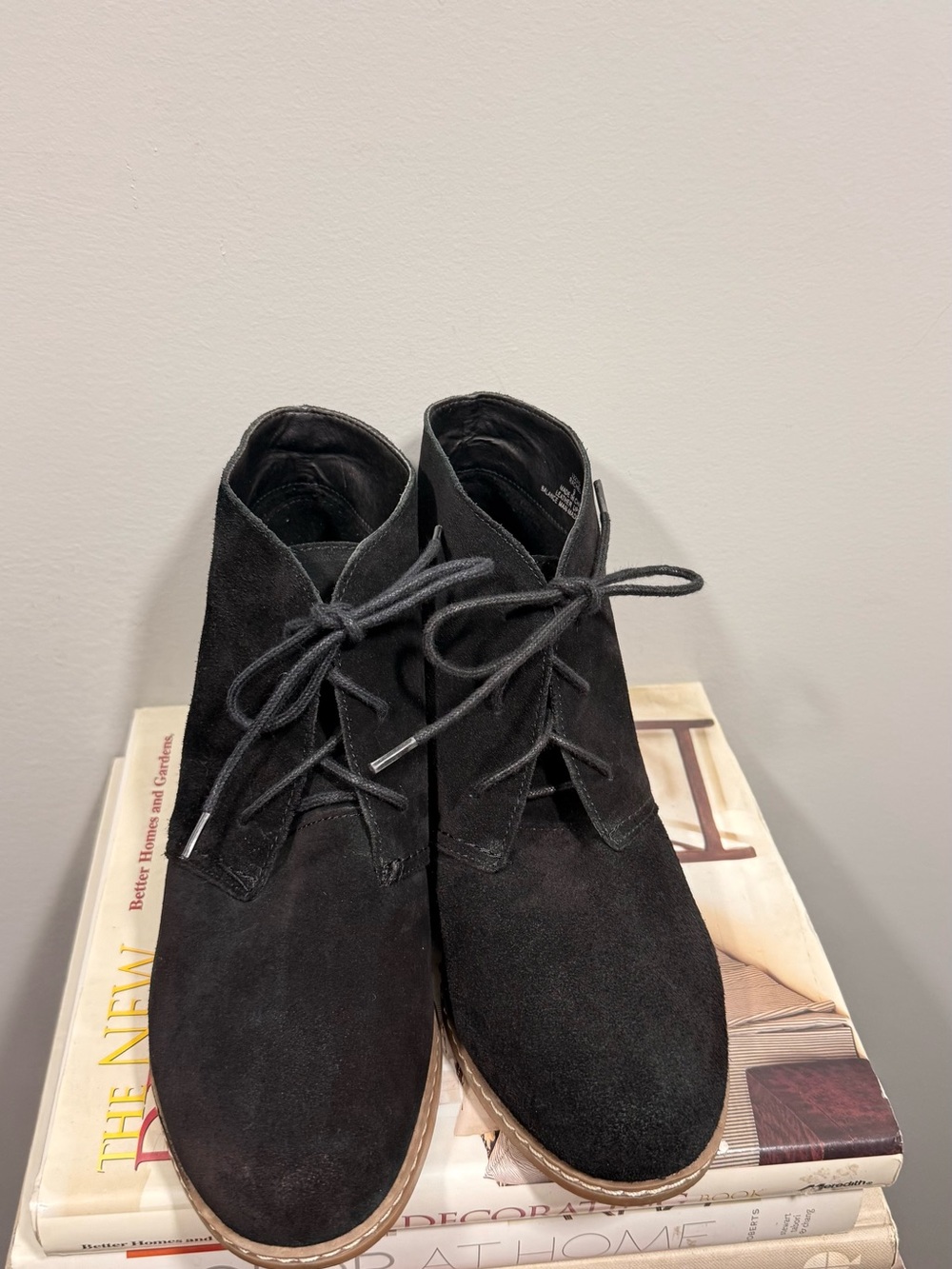 Women’s Black Suede Wedge Chukka Boots